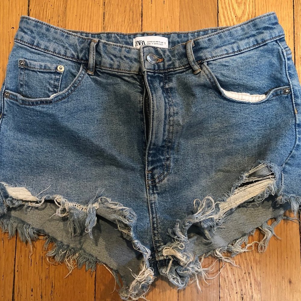 ZARA High-Waisted Cut-Off Jean Shorts